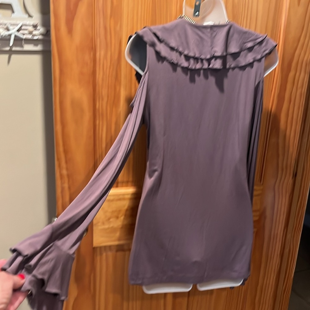 Boston Proper Cold Shoulder Ruffle Detail Top - Picture 8 of 12